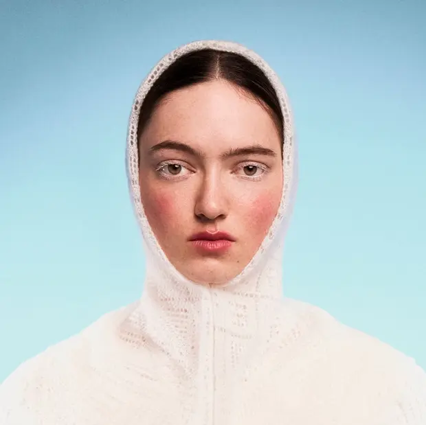 Тепло по наследству: Оренбургский пуховый платок в Maag — Покупка недели. Большой город