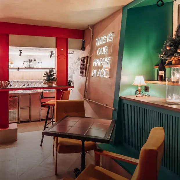 Редизайн Charlie, икорное меню в Chang, бар в Askaneli Bistro и другие новинки (Петербург) — Новости ресторанов. Большой город