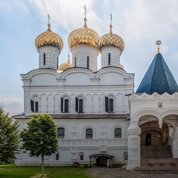 Кострома за один день: Монастыри, музеи, набережная и торговые ряды