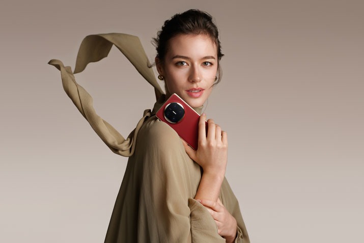 Все сложится: Чем интересен раскладной смартфон HUAWEI Mate X6