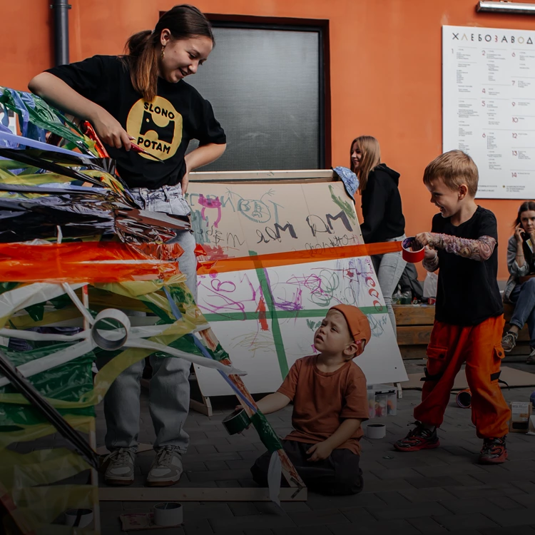 Гид по фестивалю «Шалаш»: Спектакли, построение шалашей, беспроигрышная лотерея и концерт Rodnaya