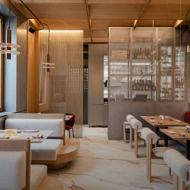 Рестораны Москвы и Петербурга начали предлагать скидки коллегам. Это новый тренд? — Ситуация. Большой город