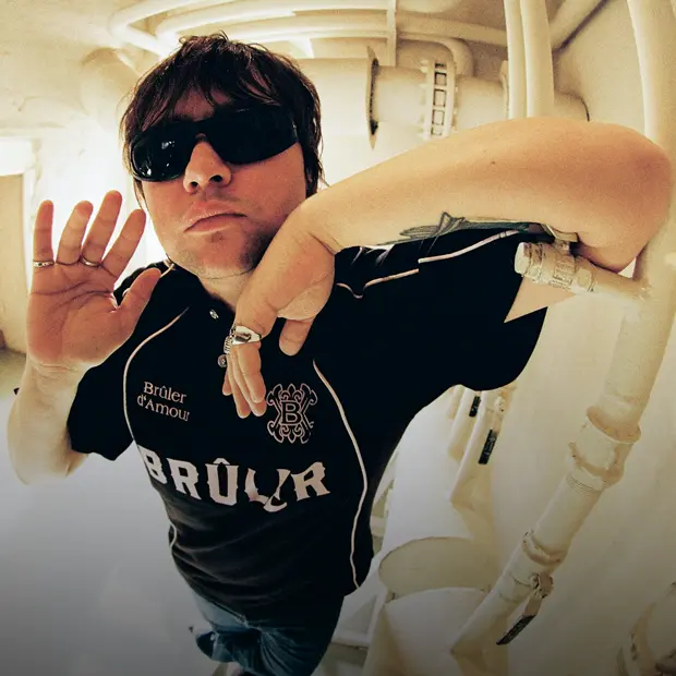 Культовые и любимые альбомы от DJ Stonik1917 — Плейлист. Большой город