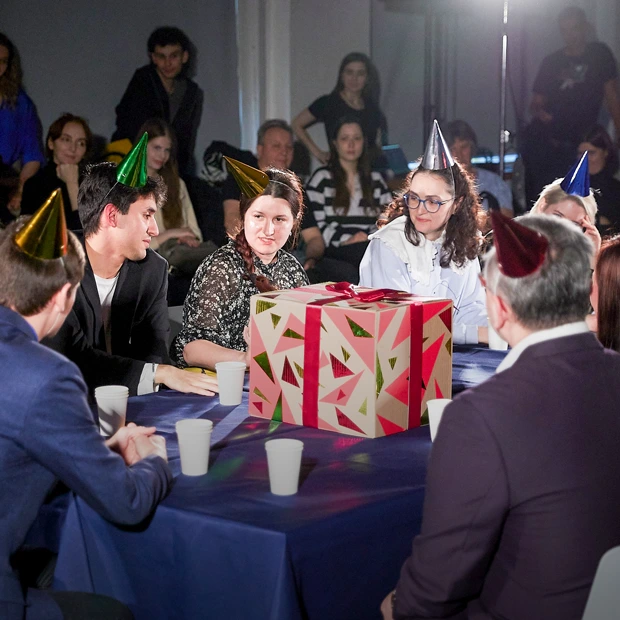 «Профессиональный театр с непрофессиональными актерами», — Анна Шалунова о театре горожан — Интервью. Большой город