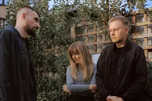 Концерт Motorama, воркшоп по созданию духов для насекомых, смена во взрослом лагере