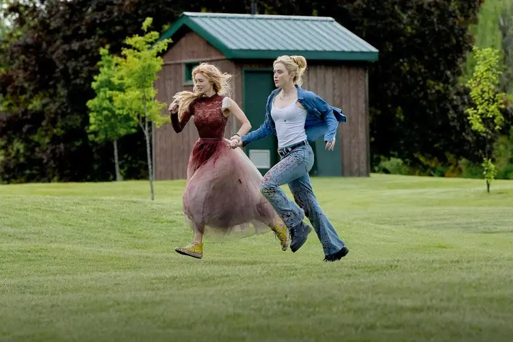 Что смотреть в кинотеатрах в апреле