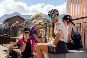 Игорь Игнатьев: «Ты можешь встретить людей в восемь утра на хайке, а потом — на танцполе»