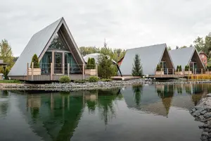 14 глэмпингов Москвы и Подмосковья: Где пожить в лесу с комфортом пятизвездочного отеля