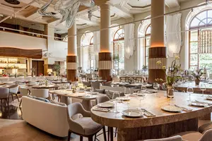 Натощак и песня не поется: 12 ресторанов и баров Москвы с живой музыкой