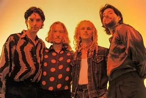 Релизы недели: Ориентальное зелье, прикорневой хип-хоп и паника на дискотеке