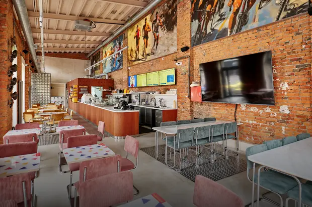 12 баров, бистро, кафе и кондитерских Петербурга, которые запомнились нам в уходящем году