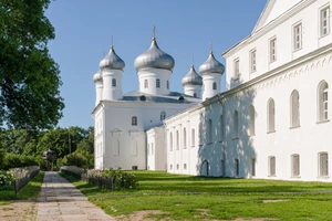 Что посмотреть в Великом Новгороде за один день: Кремль, Ярославово дворище и Софийский собор