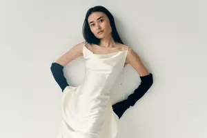 В чем пойти на регистрацию в несвадебный сезон: 10 вариантов от российских брендов