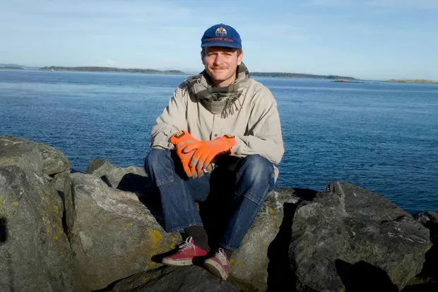 Помоги мне выжить среди этой смертной любви: 20 песен 2025 года